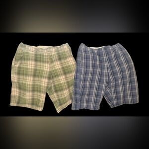 Mens 34 Waist shorts. Both in very good Condition. Lot of 2
